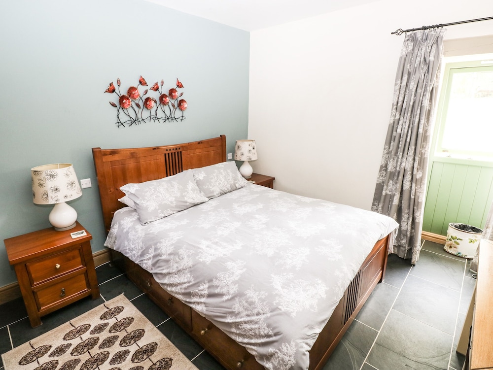 Trewrach Cottage