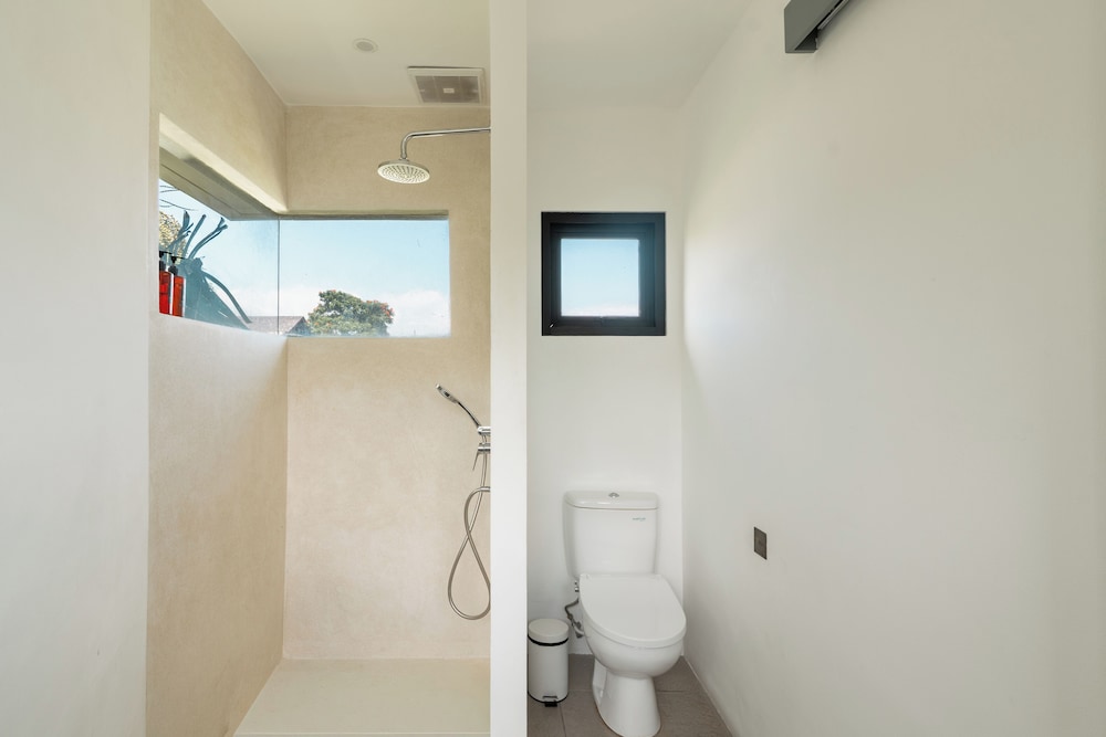 Melasti Villa 2 by Alfred in Bali