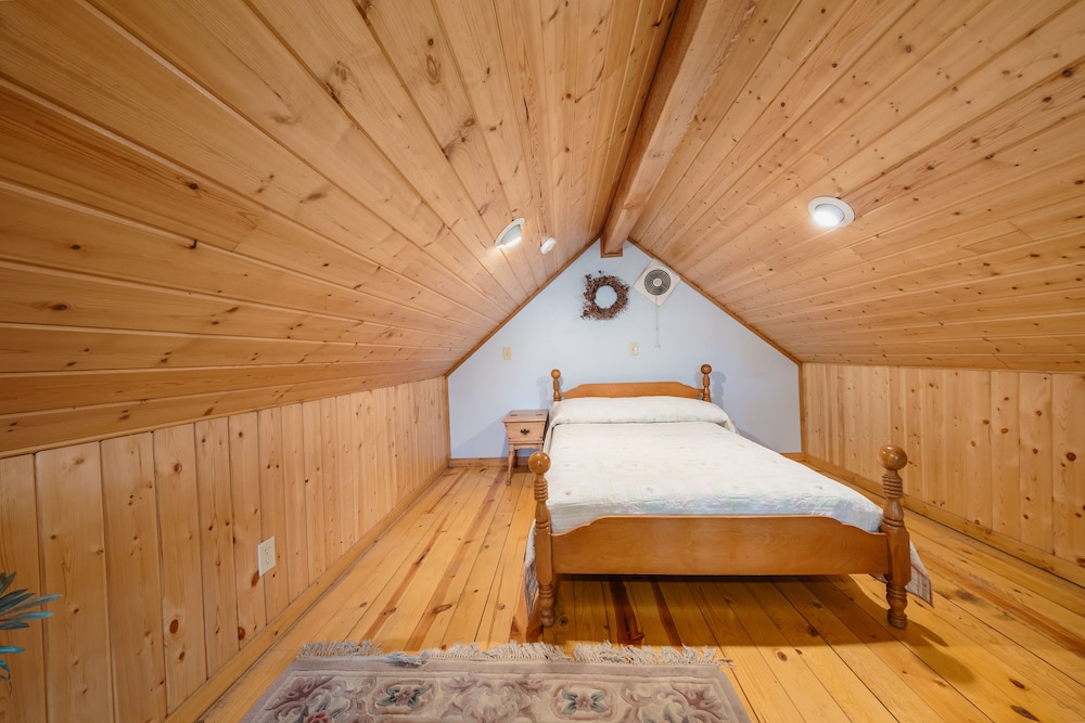 The Cabin on the Ranch view 5