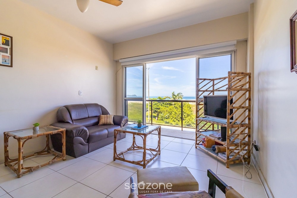 Comfortable apt by the sea in Cabo Frio/rj Ldn201