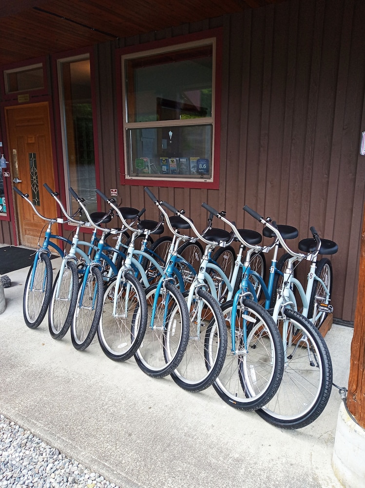 Tofino Vacations - Whalers Guesthouse - Property Image 10