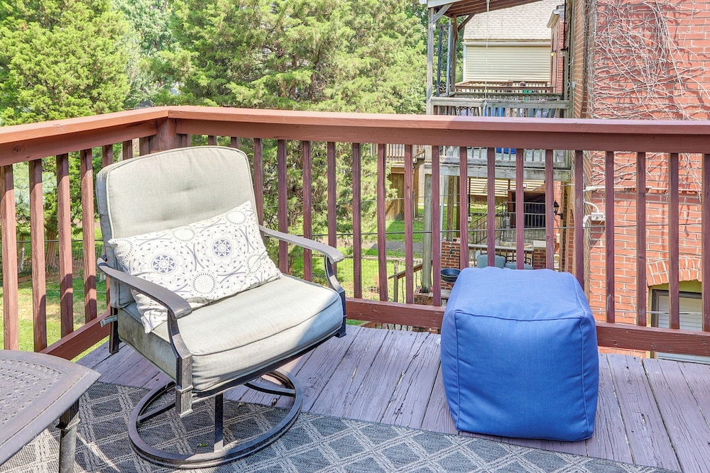 Cozy Louisville Vacation Rental 2 Mi to Downtown!