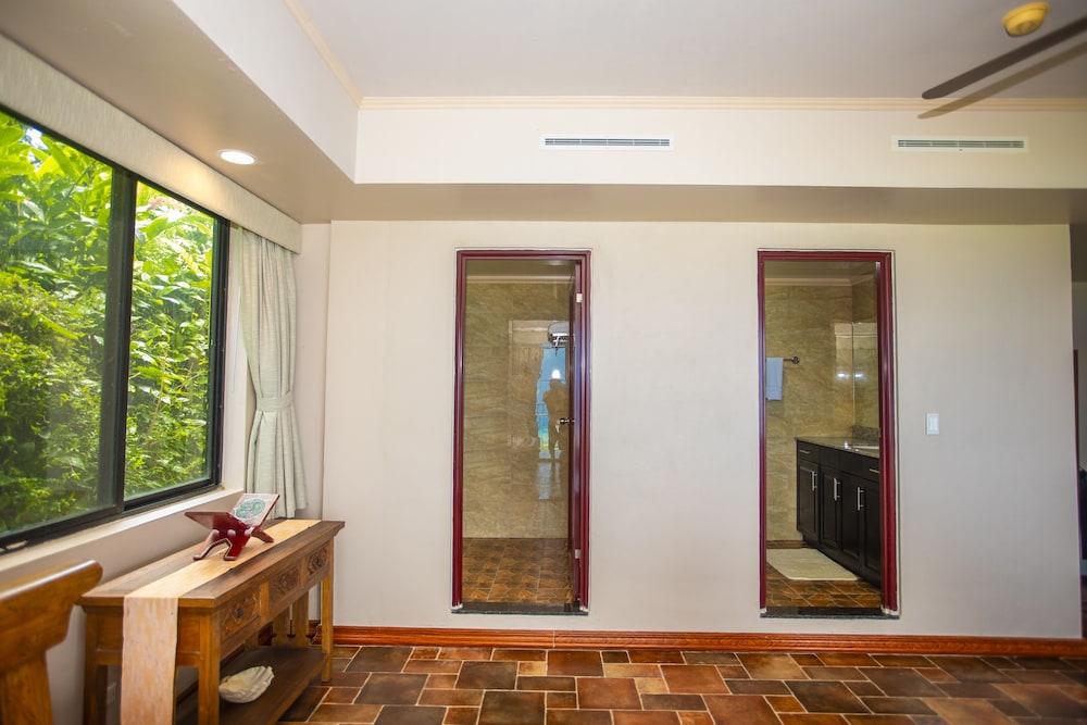 Seven Color Sea View Villa view 3