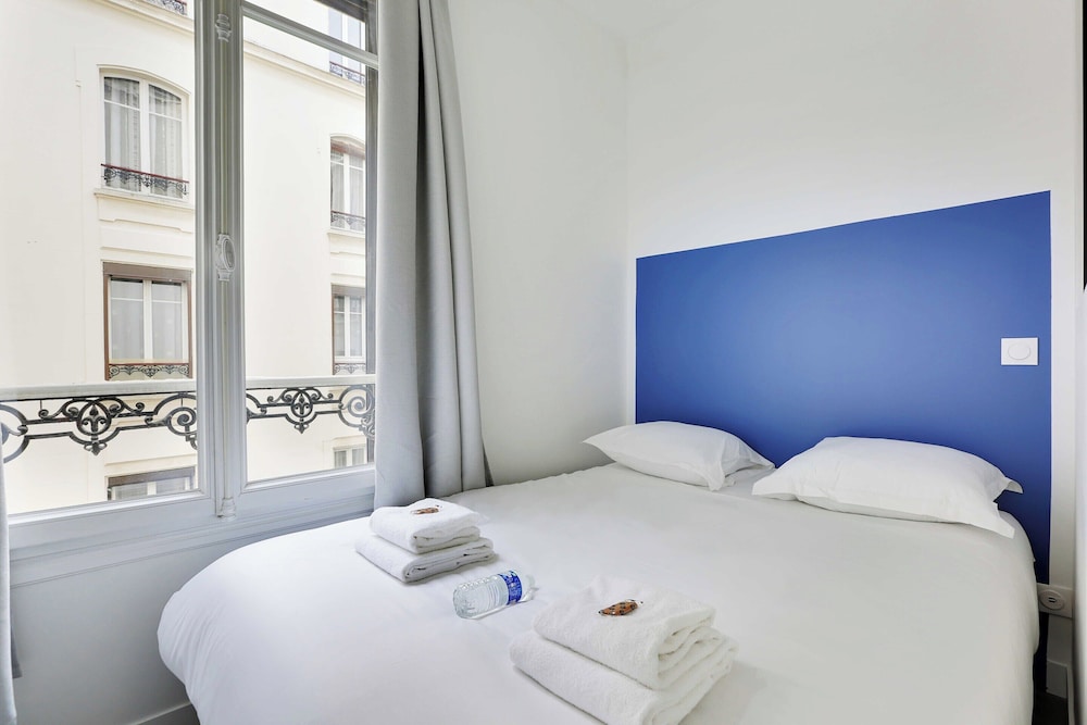 Charming Apartment -1br/4p- Chateau de Vincennes view 2