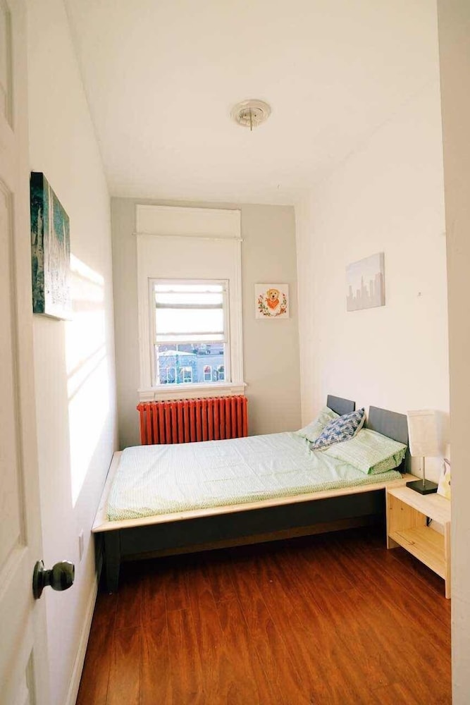 2 Bedroom Apartment near Kensington Market - Unit 10 - Image 3