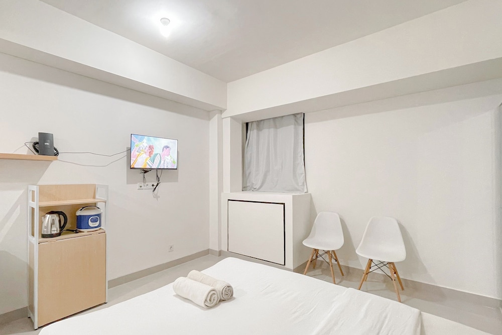 Studio (No Kitchen) Apartment At Bandaraya - Tallasa City Makassar Near Unhas