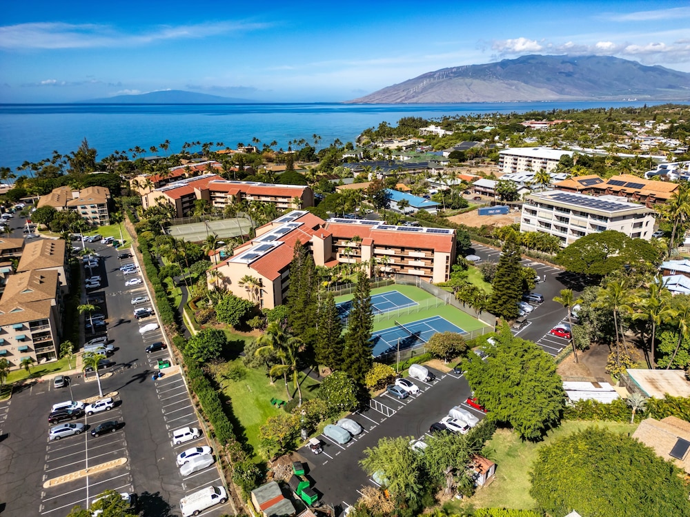 Maui Vistas #3419 2 Bedroom Condo by RedAwning view 5