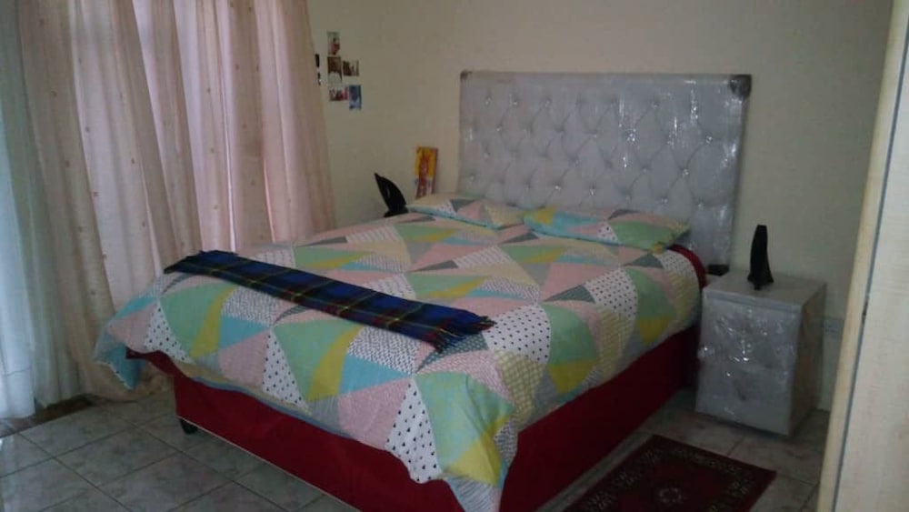 Tlokweng Home Away From Home