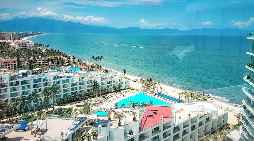 Condo Maritima 9U by Kivoya