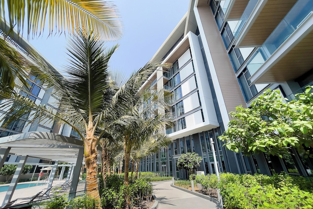 Luxury 3bdr on Bluewaters island