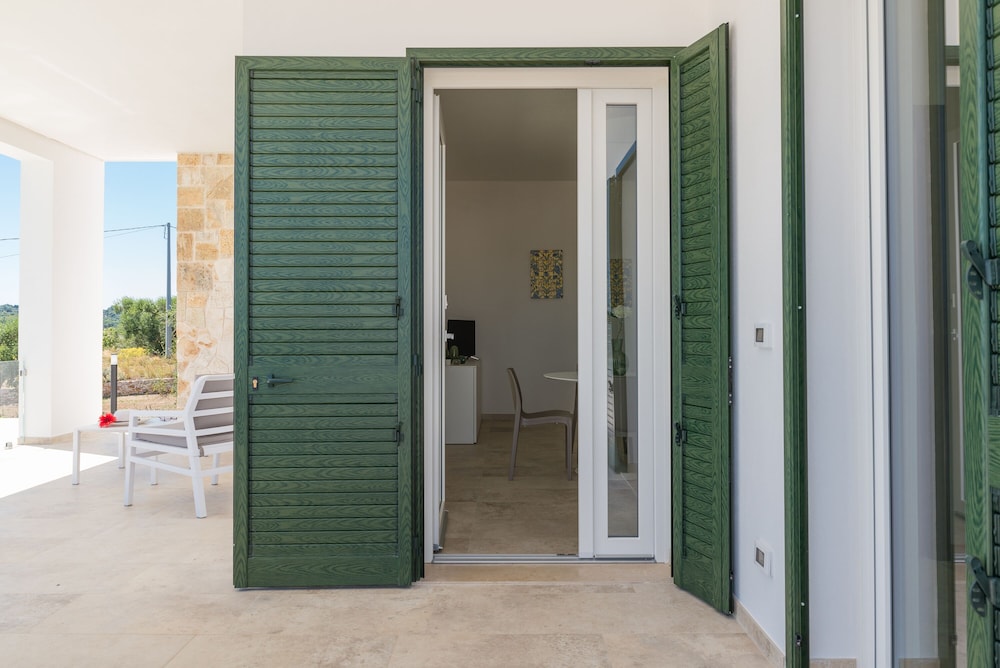 Villa, Trulli e Piscina nel Cuore della Valle d'Itria