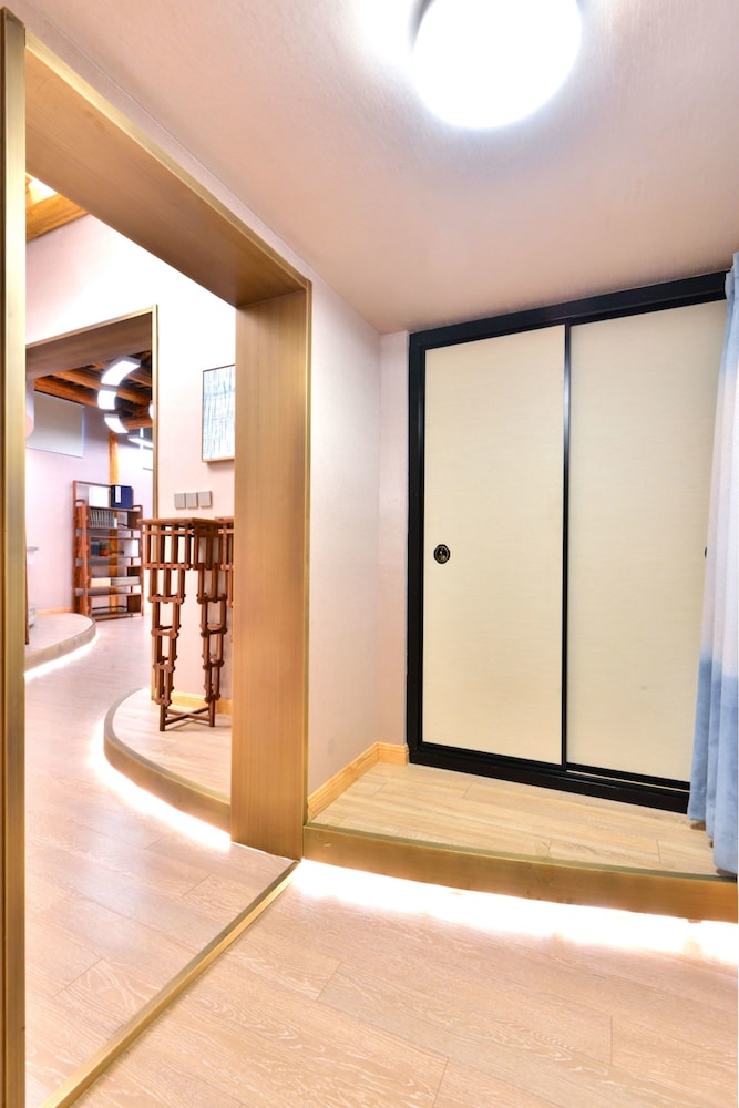 Isvara Flowing Ocean Guesthouse