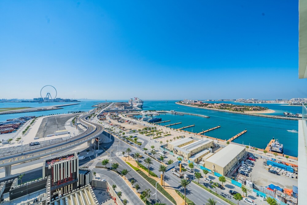 Dubai Harbour- Sunrise Bay 1 602