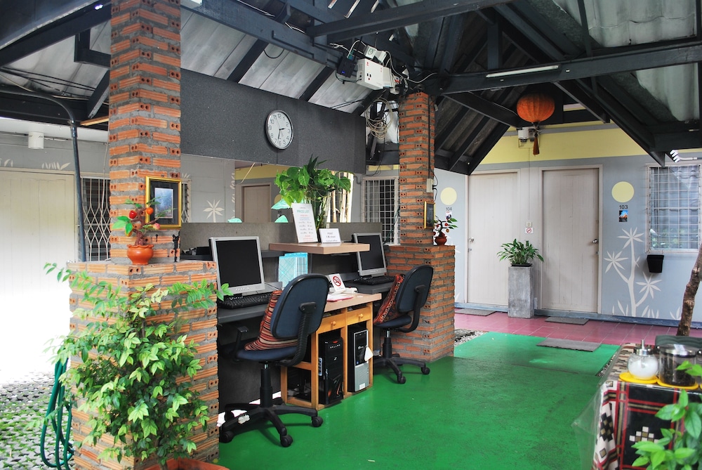 Baan JaJa Guesthouse