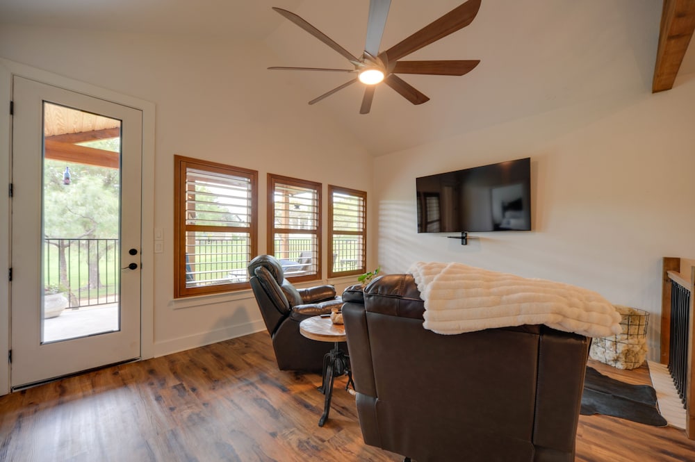 Horseshoe Bay Resort Home 6 Mi to Lake Lbj! - Property Image 25