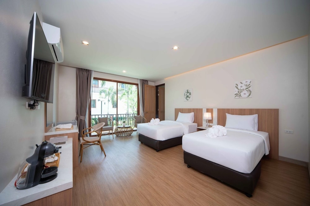 Natural Beach Resort