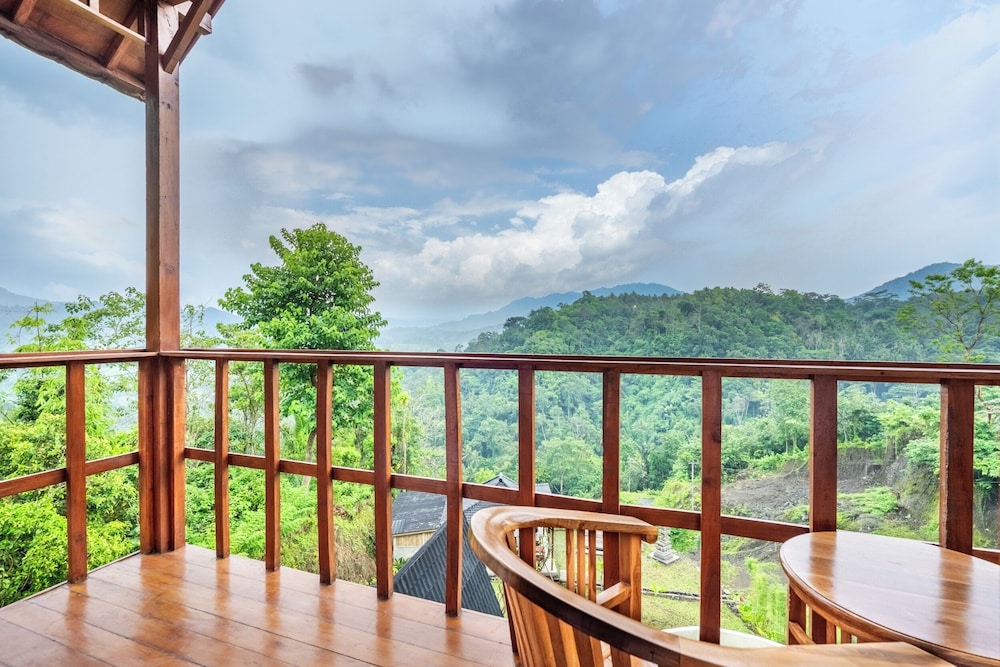 Ngetis Sidemen Villa & Retreat