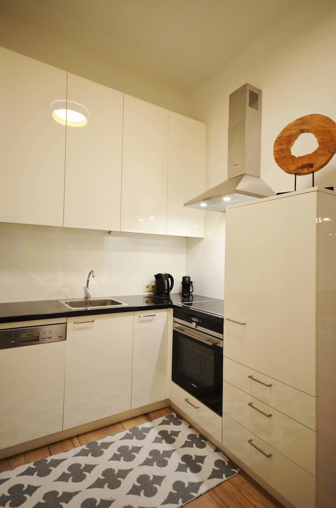 Cozy Apartment near The Town Hall Vienna