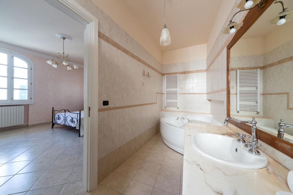 619 La Ripostiera by Barbarhouse