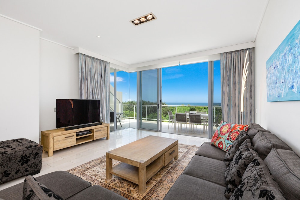 Luxury Apartments on Bells Boulevard