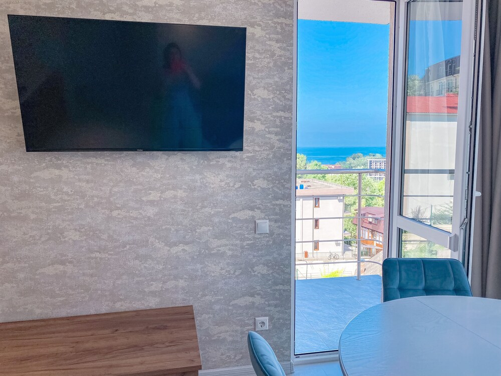 Abri Luxe Sochi view 5