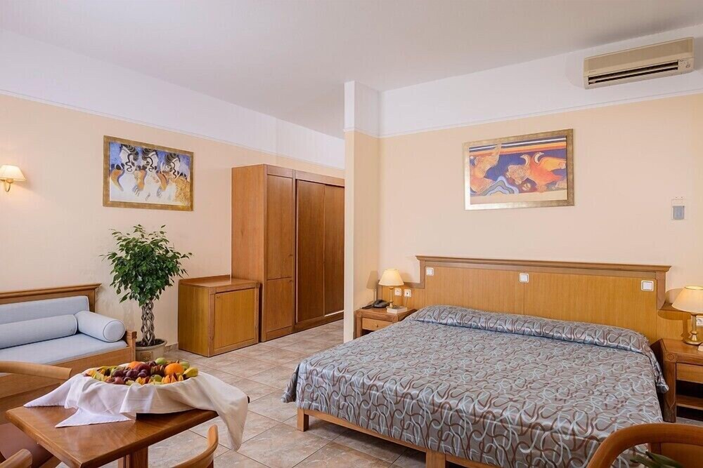 Vantaris Palace photo 4