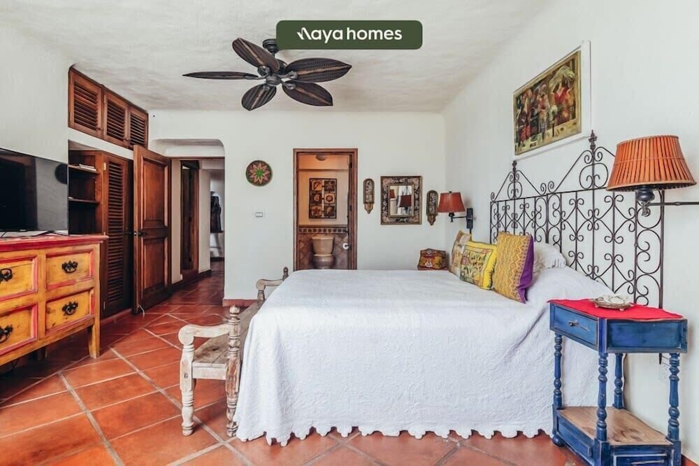 Ocean View 3Br Condo-balcony-beach-pool - 812