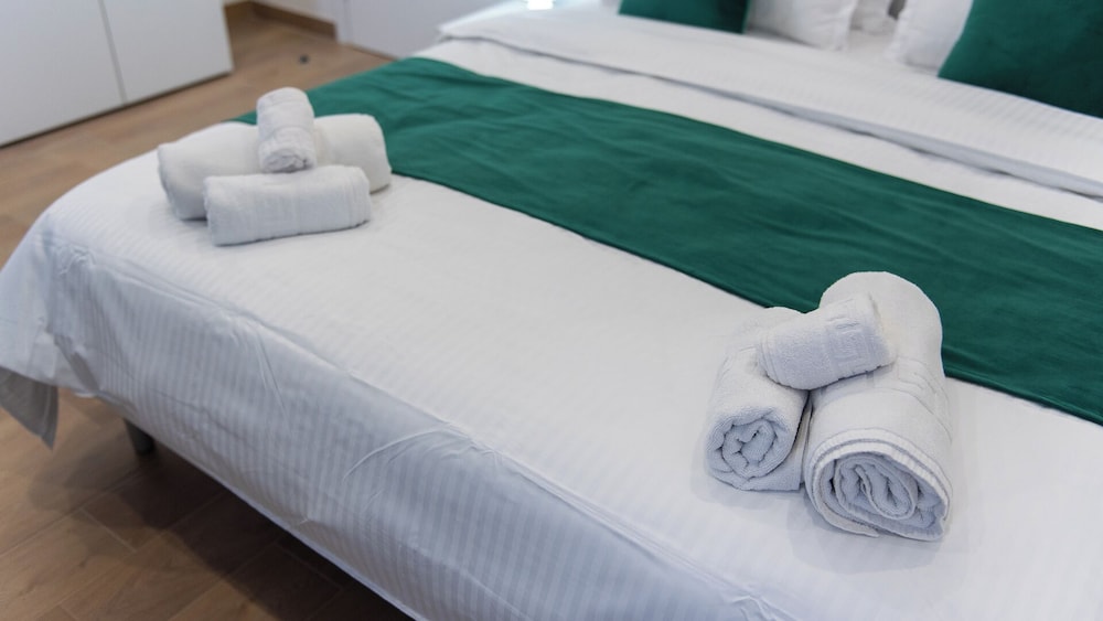 Lovely Rooms by Rentbeat