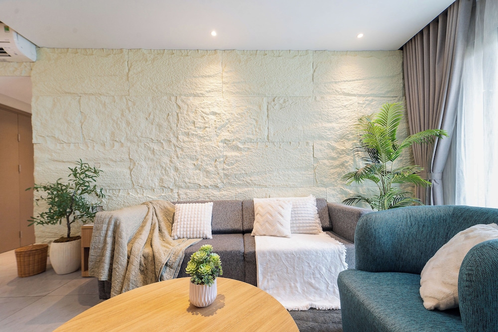 Luminous - Zenity Luxury Apartment - District 1