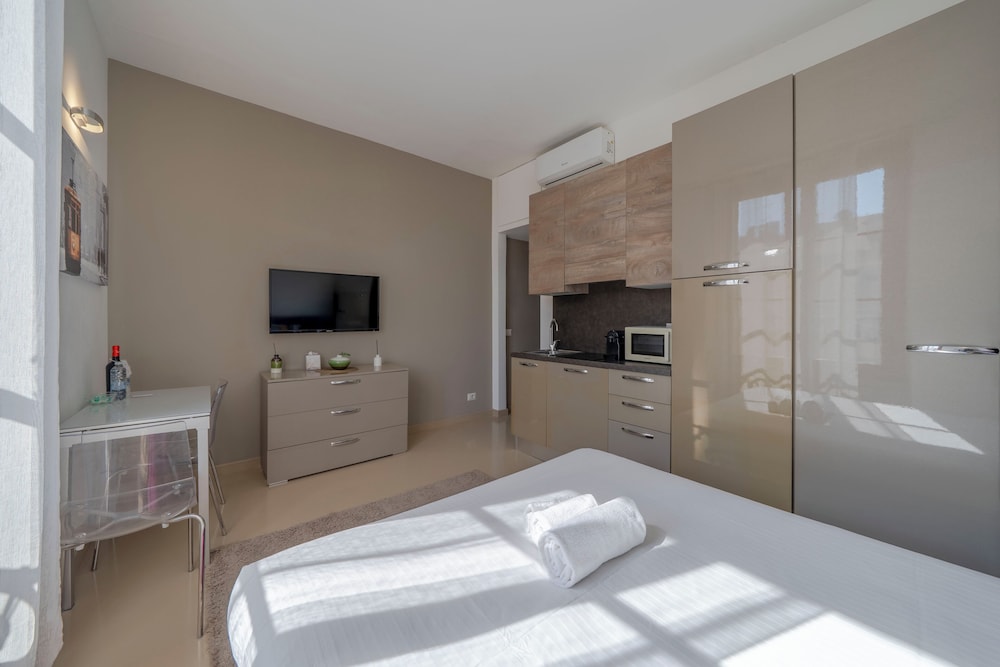 Milano Apartments Alzaia 54 — Milan photo 4