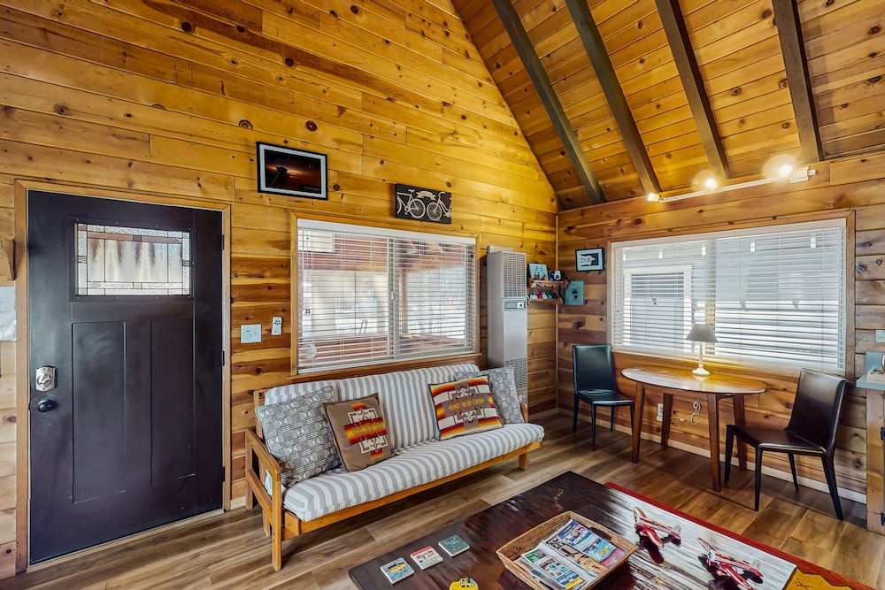 Bristlecone Cottage #321