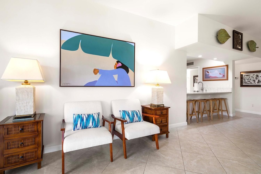 Top Floor Rental - Ocean Views - Vrkcv