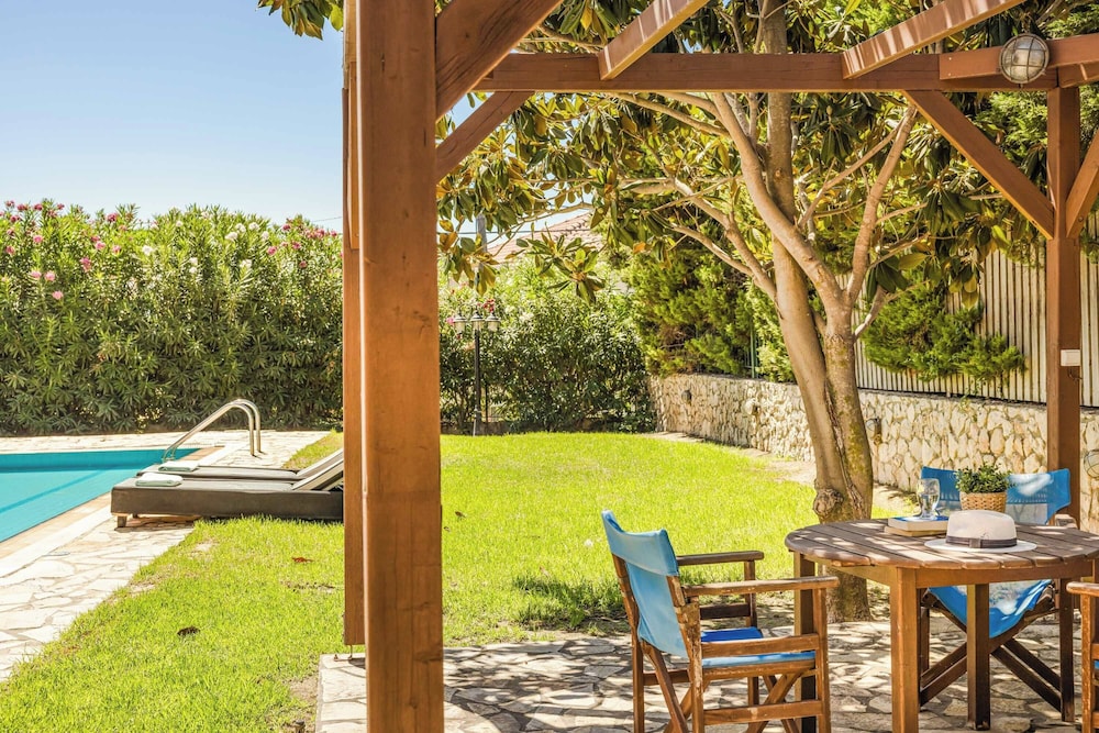 Villa Sarlata Sea View