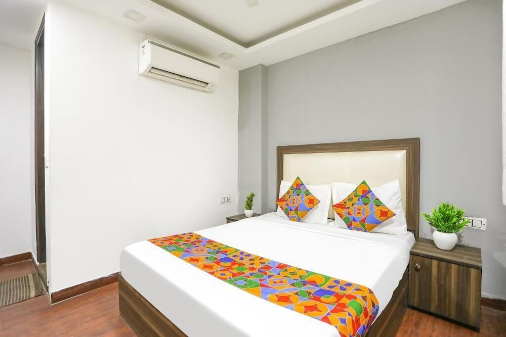 Comfy Stay Hotels