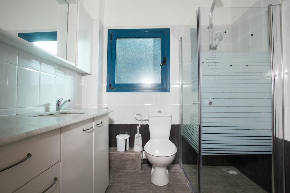 The Sea Apartments Tel Aviv by different locations