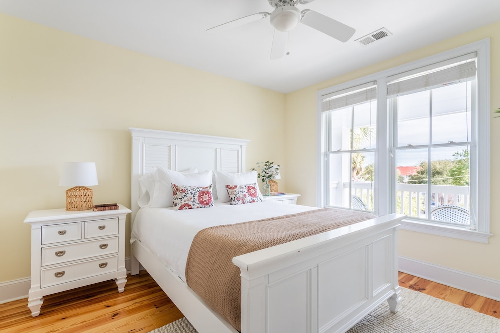 Sand Dune & Sea Shell by Avantstay Gorgeous 2 Home Rental w/ 12 BRs view 2