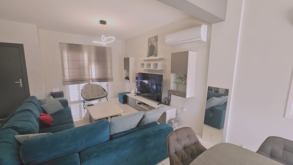 131 VOR - Stay M L Villa