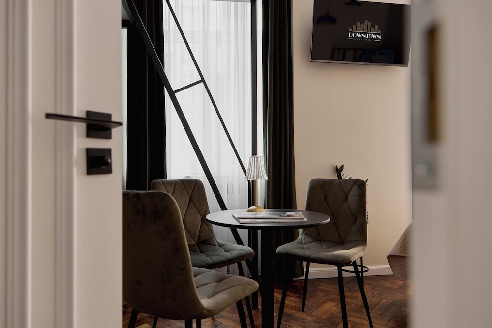 OLD TOWN Charm & Chic by Downtown Apartments
