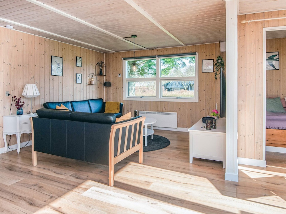 6 Person Holiday Home in Ansager