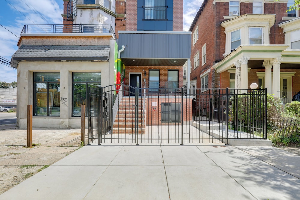 Penthouse Condo w/ Rooftop Deck in Philadelphia!