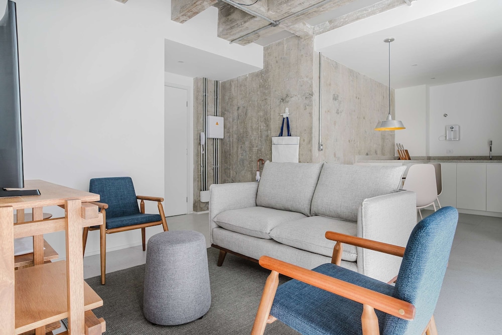 Eugenio Exclusive Stylish 1 BR in Sao Paulo