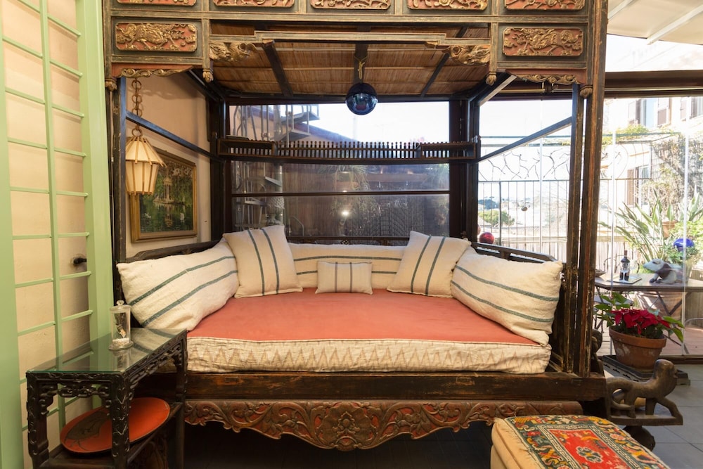 The Trastevere Penthouse Experience