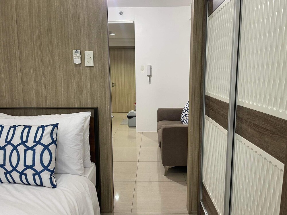 Shore 1 & 3 Residences MOA by darpm