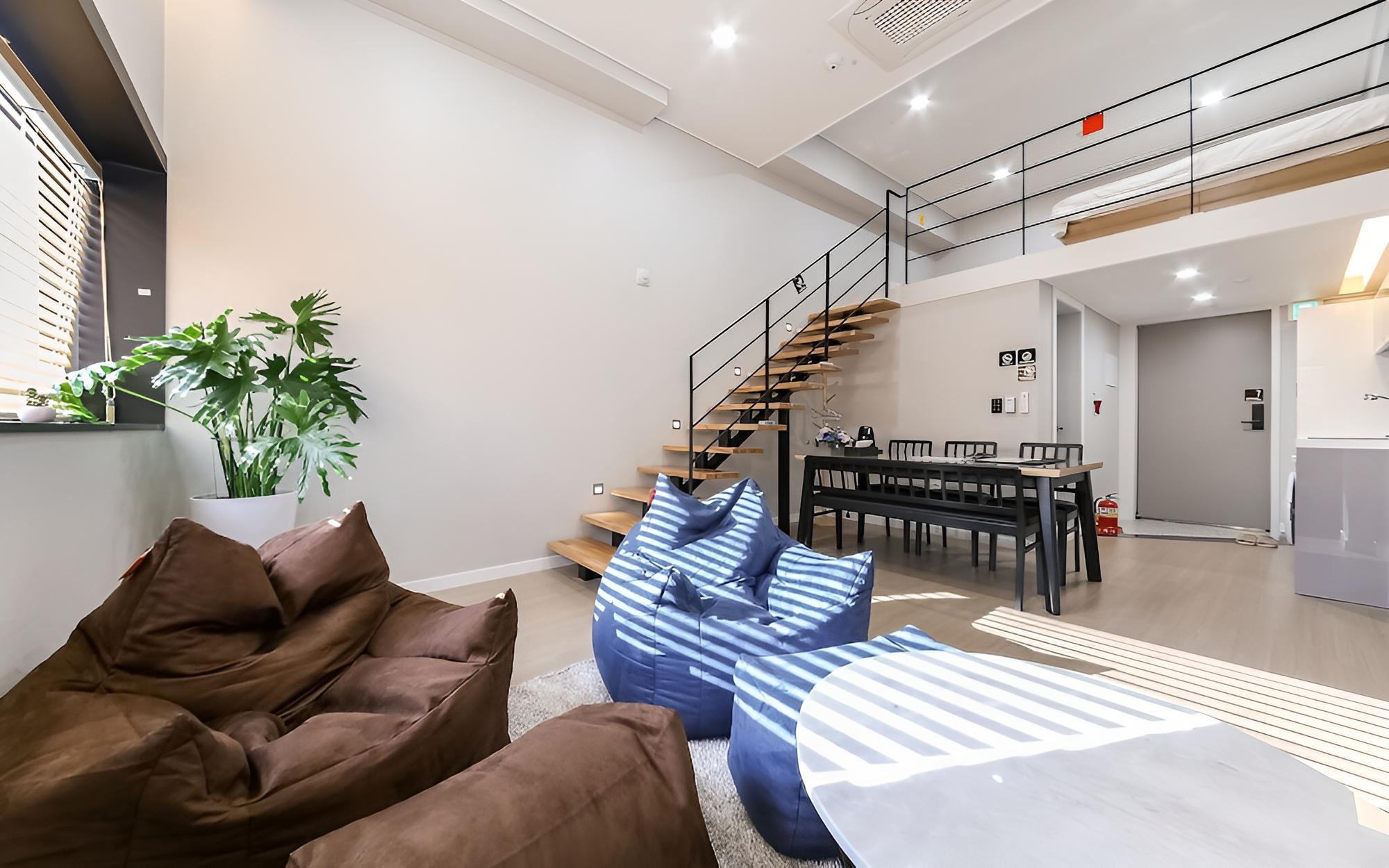 Wando Hotel Corner Residence view 2