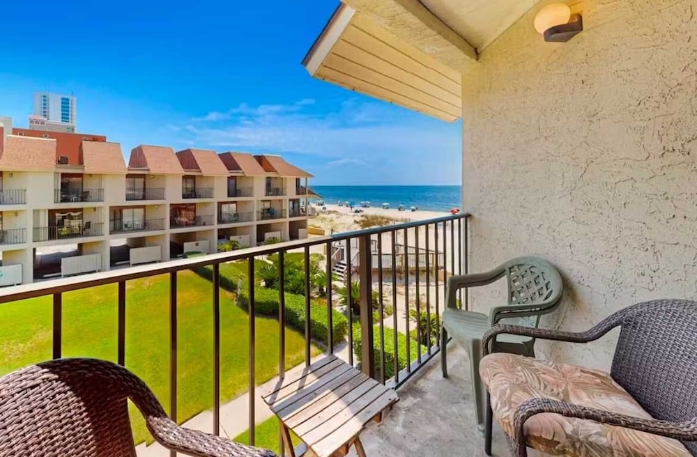 Gulfside Townhome 6 2 Bedroom Townhouse