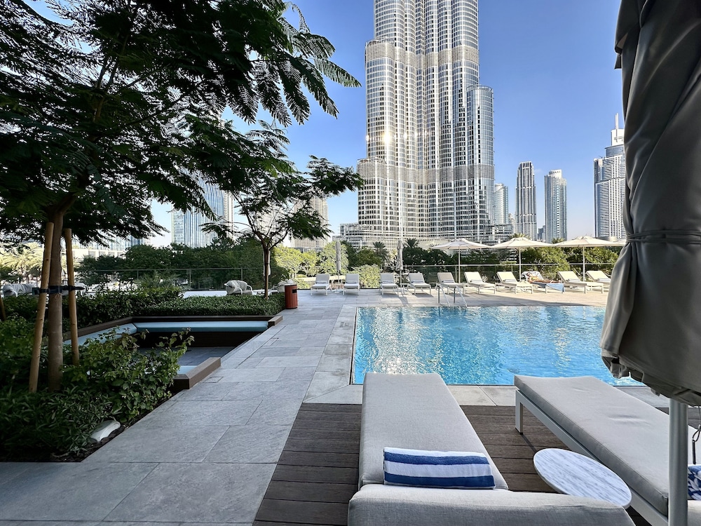 Lux BnB Address Opera I Burj Khalif Views