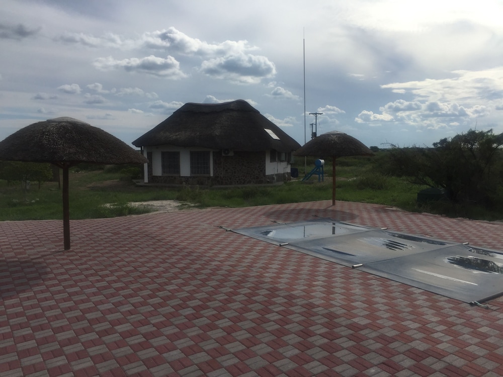 Rakops River Lodge