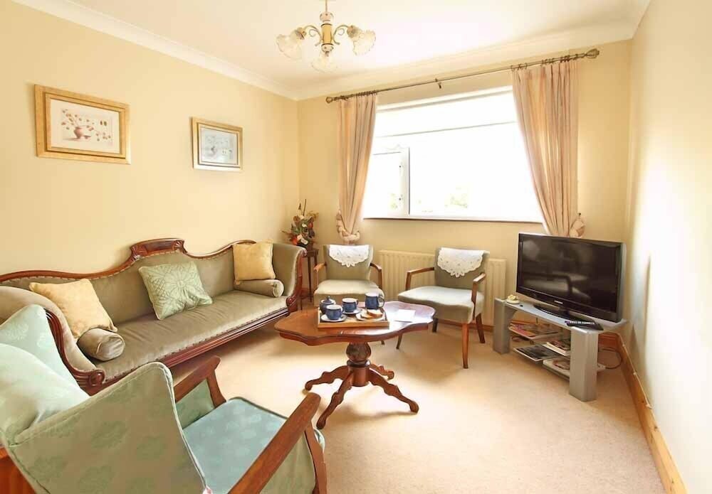 Waterford Vacations - Ashleigh House BB - Property Image 12