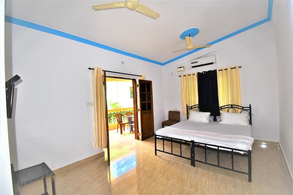 Fig Fin Beach Resort