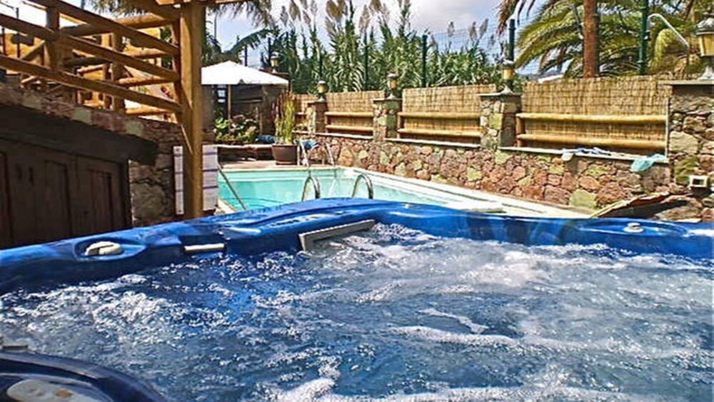 Villa With its own Swimming-pool, Jaccuzi and Sauna With Views to San Nicolas va photo 2